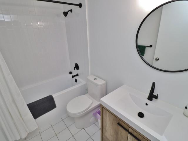 Apartment for rent in Mulhurst Bay, Ontario