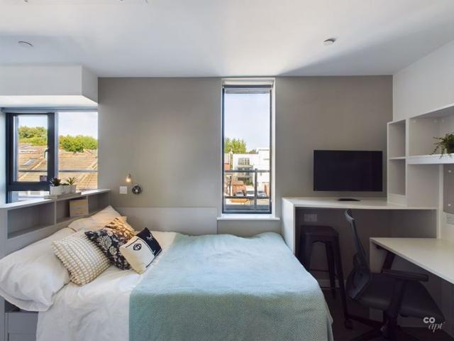 Apartment for rent in Round Hill, Brighton & Hove