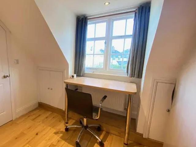 House for rent in London Borough of Ealing, Perivale