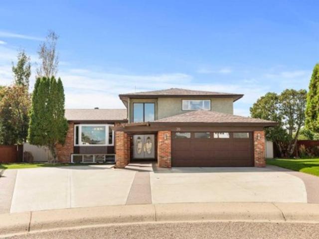 House for sale in Medicine Hat, Alberta