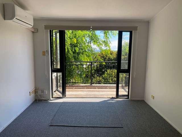 Apartment for rent in Freemans Bay
