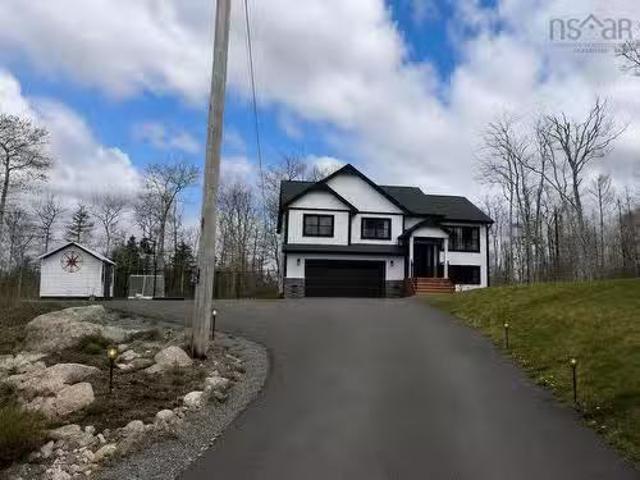 House for sale in Hammond's Plains, Nova Scotia