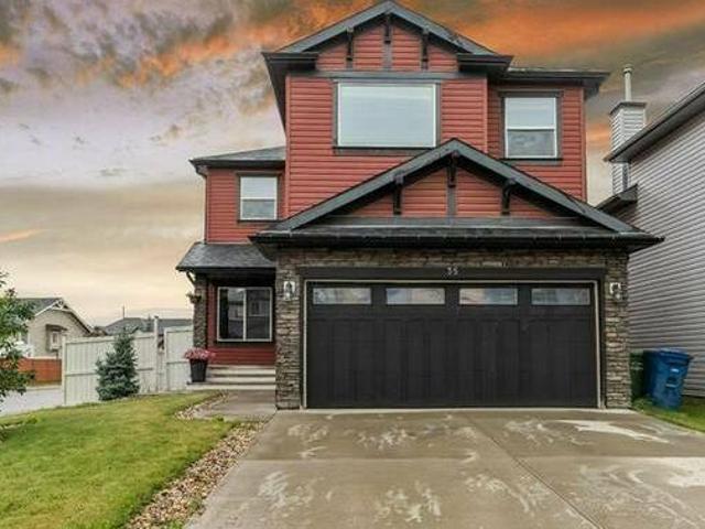 House for sale in Airdrie, Alberta