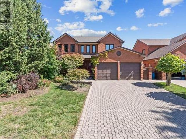 House for sale in Clarington, Golden Horseshoe