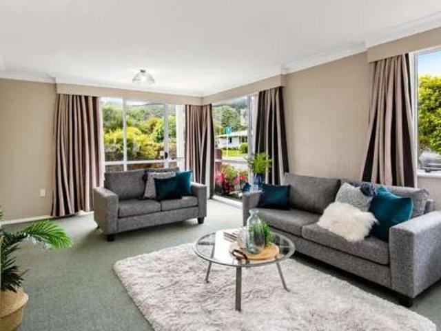 House for rent in Pauatahanui, Wellington