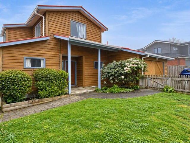 House for rent in Karori West, Wellington