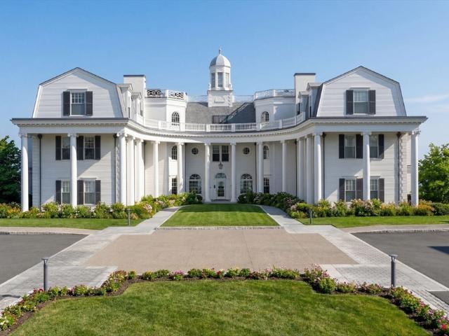 Condo for sale in Swampscott, Massachusetts