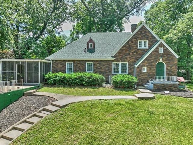 House for sale in Decatur, Illinois
