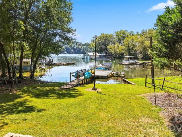 House for sale in Hickory, Alexander County