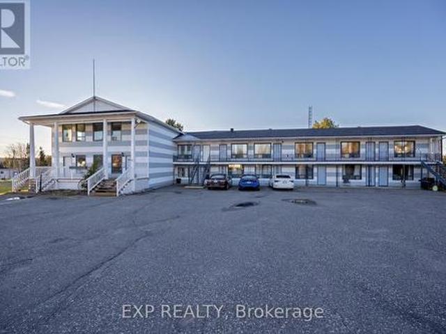Commercial for sale in Charlton And Dack, Ontario