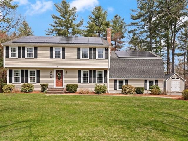 House for sale in Wrentham, Massachusetts