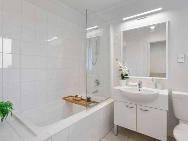 Townhouse for rent in Orewa