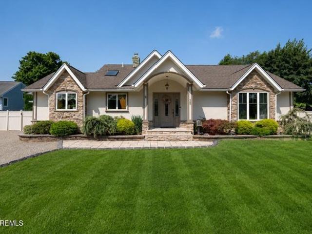 House for sale in Monmouth, New Jersey