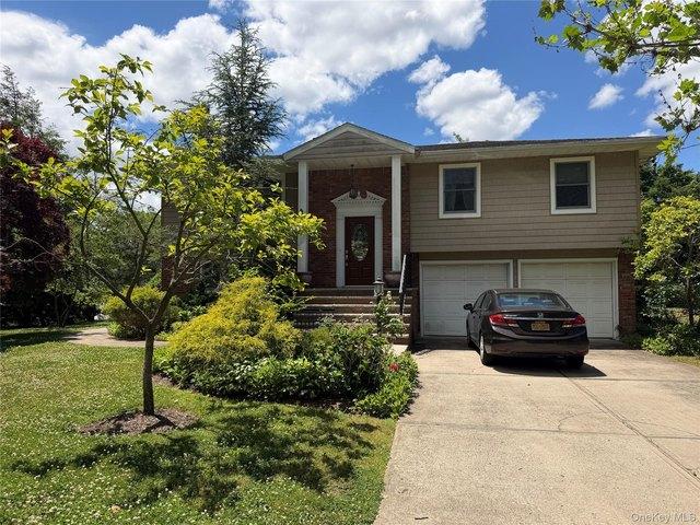 House for sale in Huntington, New York