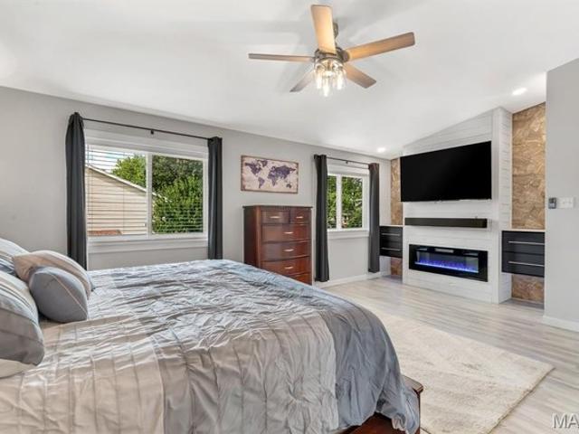 Townhouse for sale in Lake Saint Louis, Missouri