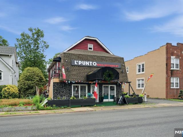 Commercial for sale in Moonachie, New Jersey