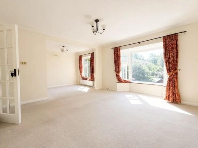 Apartment for rent in Carshalton Beeches, Greater London