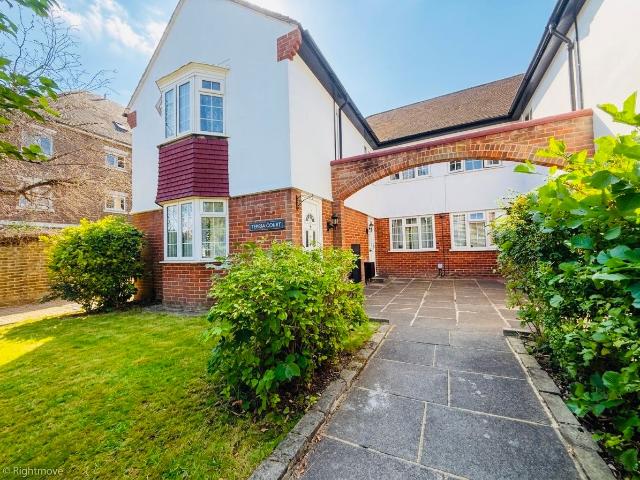 Apartment for rent in Carshalton Beeches, Greater London