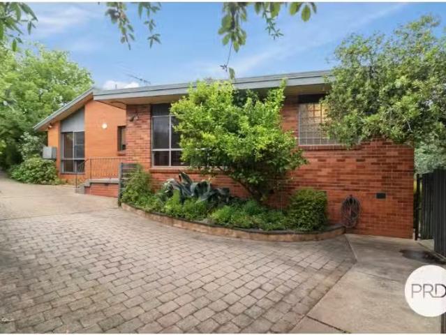 House for rent in Woden, Australian Capital Territory