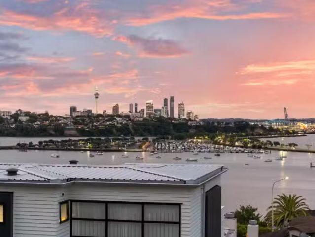 House for sale in Auckland, Oroua County