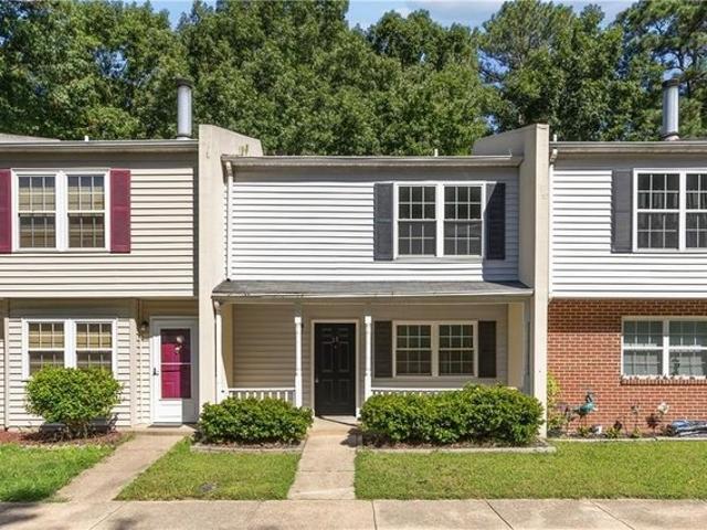 Townhouse for sale in Virginia