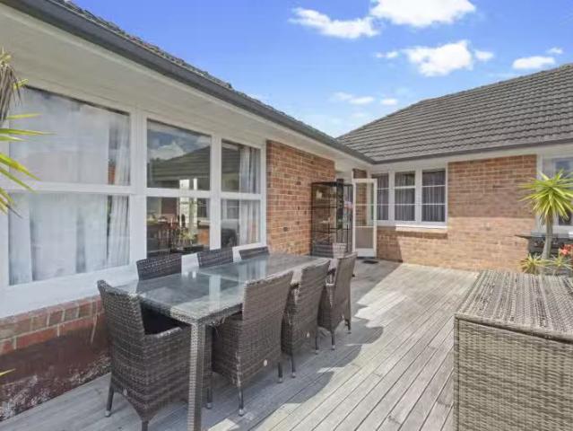 House for sale in Auckland, Oroua County