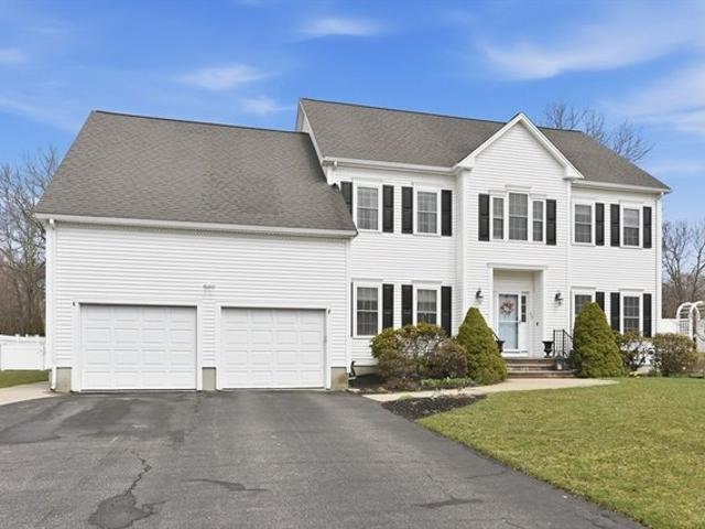 House for sale in Plainville, Massachusetts