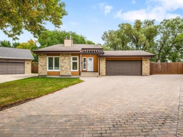 House for sale in East St. Paul, Manitoba