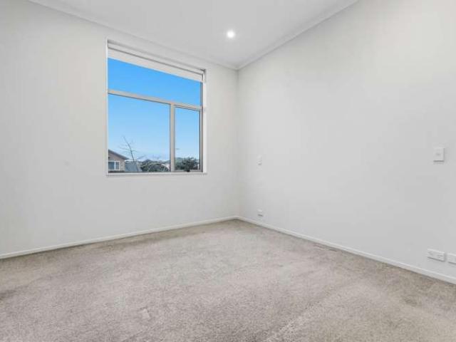 Townhouse for sale in Howick