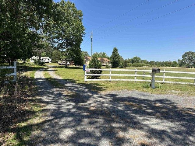 House for sale in Ark