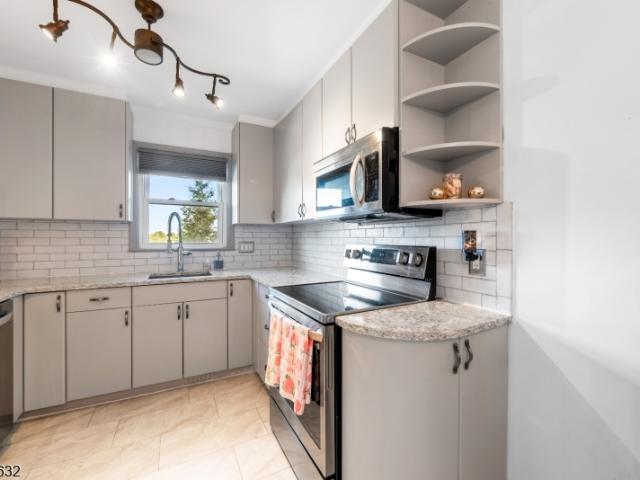 Condo for sale in Allamuchy Township, Warren County