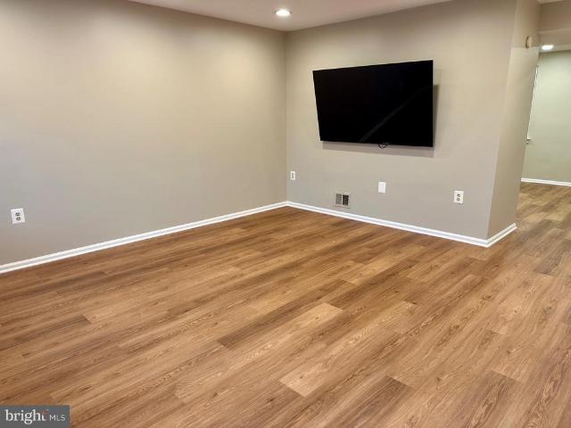 Townhouse for sale in Sterling