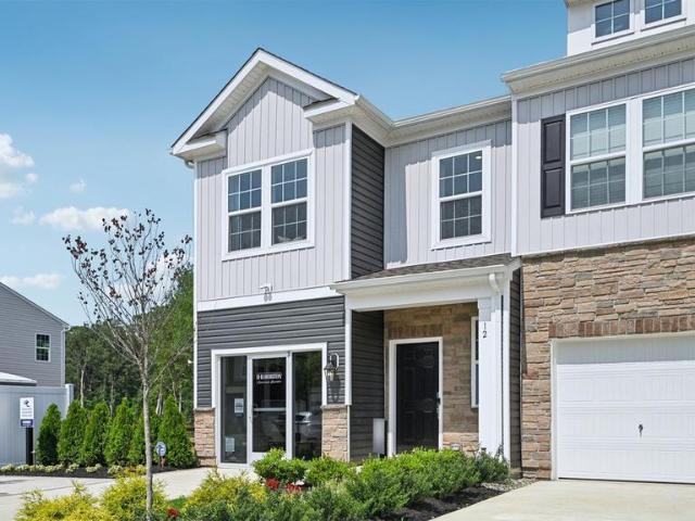 Townhouse for sale in Runnemede, New Jersey