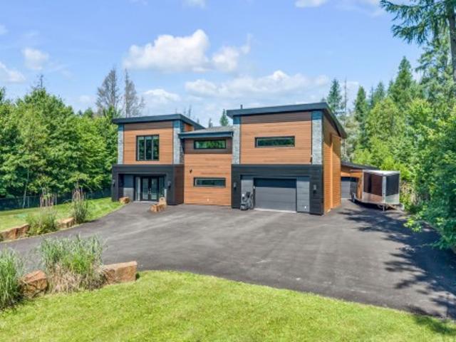 House for sale in La Jacques-cartier, Quebec
