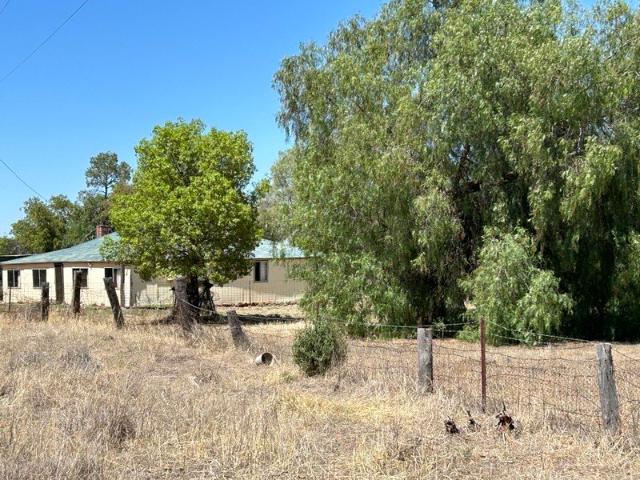 Cottage for sale in Peak Hill, New South Wales