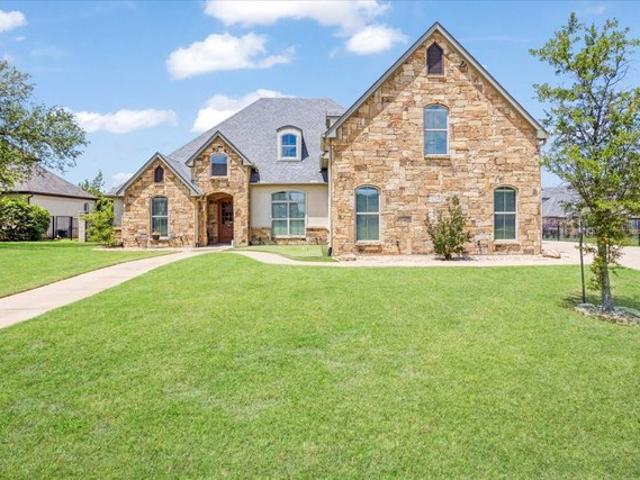 House for sale in Pottsboro, Texas