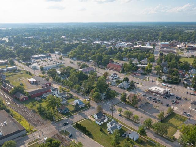 Commercial for sale in Lapeer, Michigan