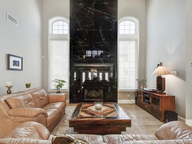 Townhouse for sale in Leesville, Texas