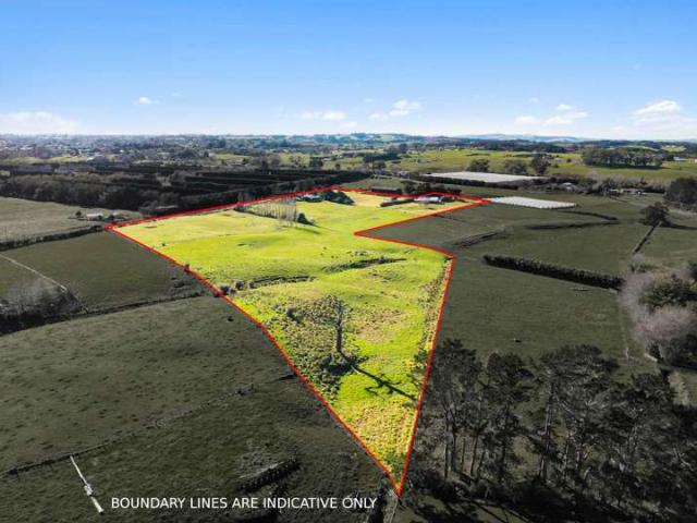 Property for sale in Waiuku