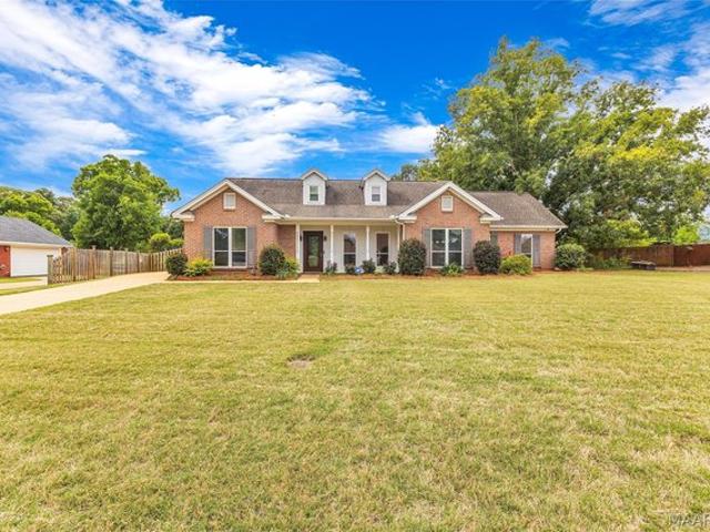 House for sale in Elmore, Alabama