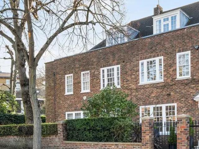 House for rent in St. John's Wood, Greater London