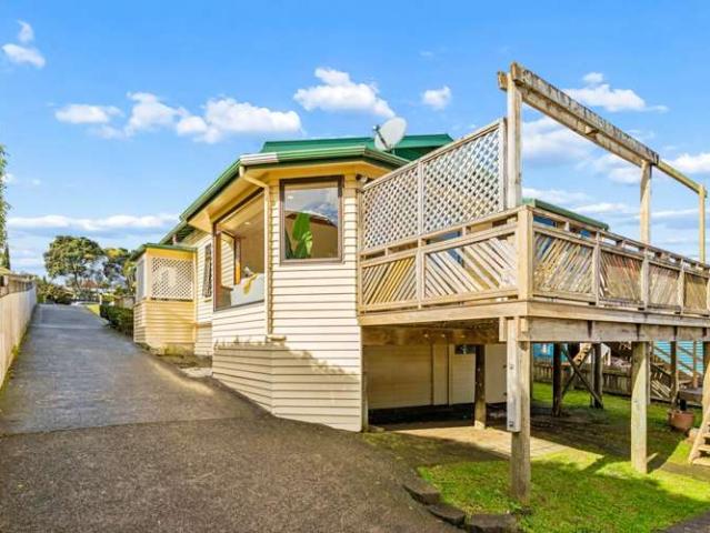 House for sale in Hillsborough, Oroua County