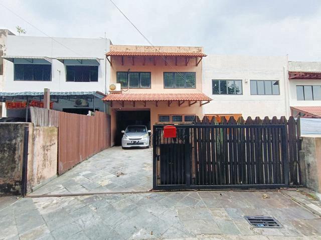 Terraced House for sale in Langat, Selangor