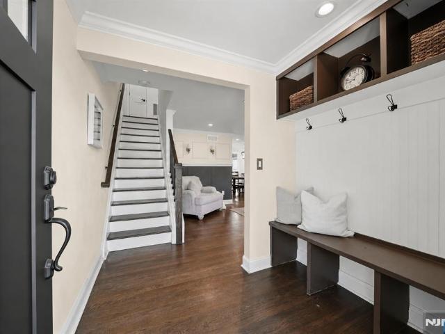 House for sale in Waldwick, New Jersey