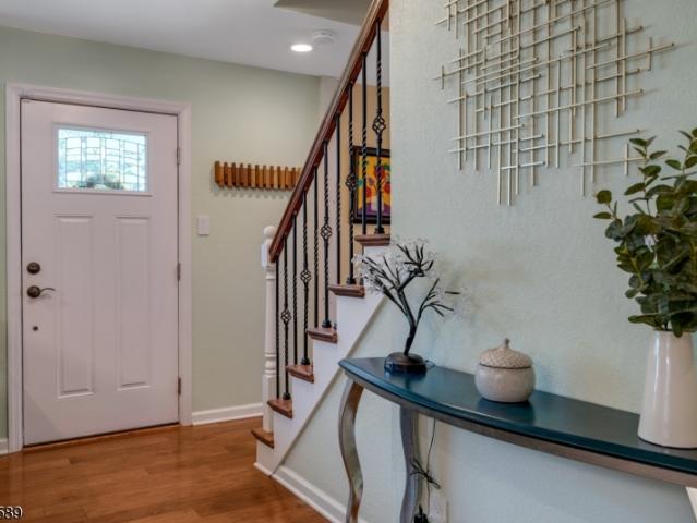 House for sale in Cedar Grove, New Jersey