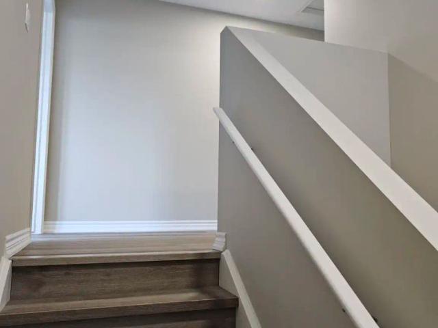 Townhouse for rent in Welland, Golden Horseshoe