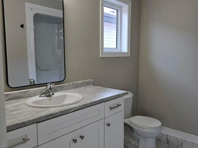 Townhouse for rent in Welland, Golden Horseshoe