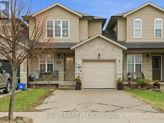 House for sale in Ancaster, Ontario