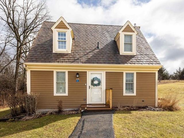 Townhouse for sale in Galena, Illinois