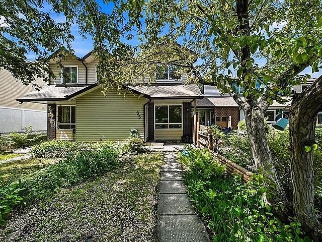 House for sale in East St. Paul, Manitoba